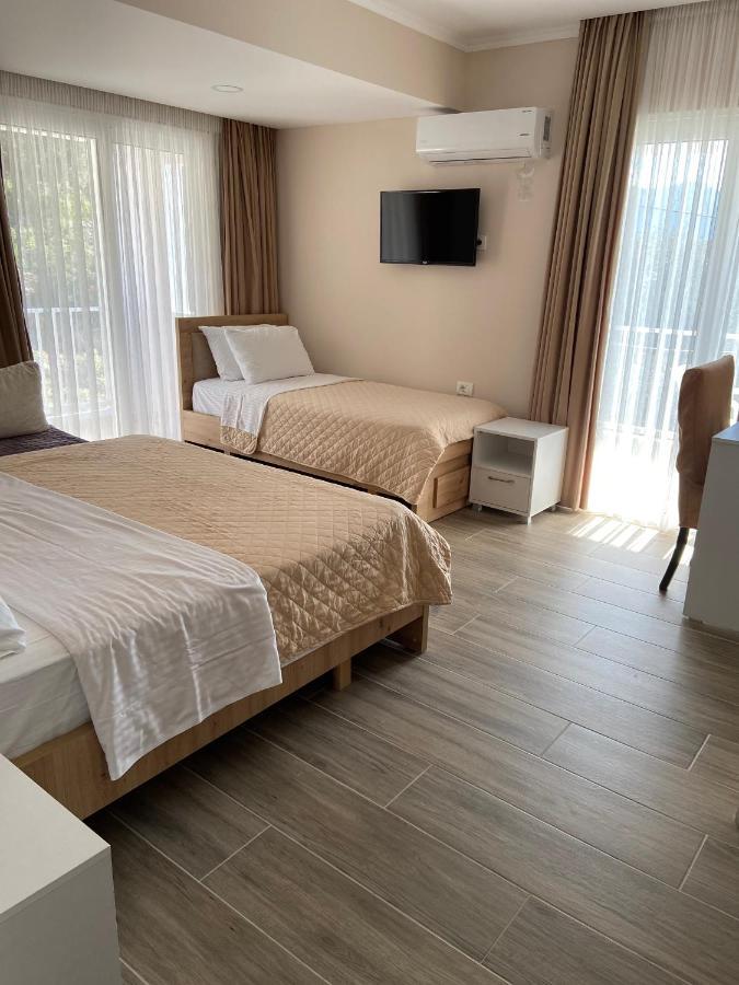 Hotel Persephone à Himarë Extérieur photo